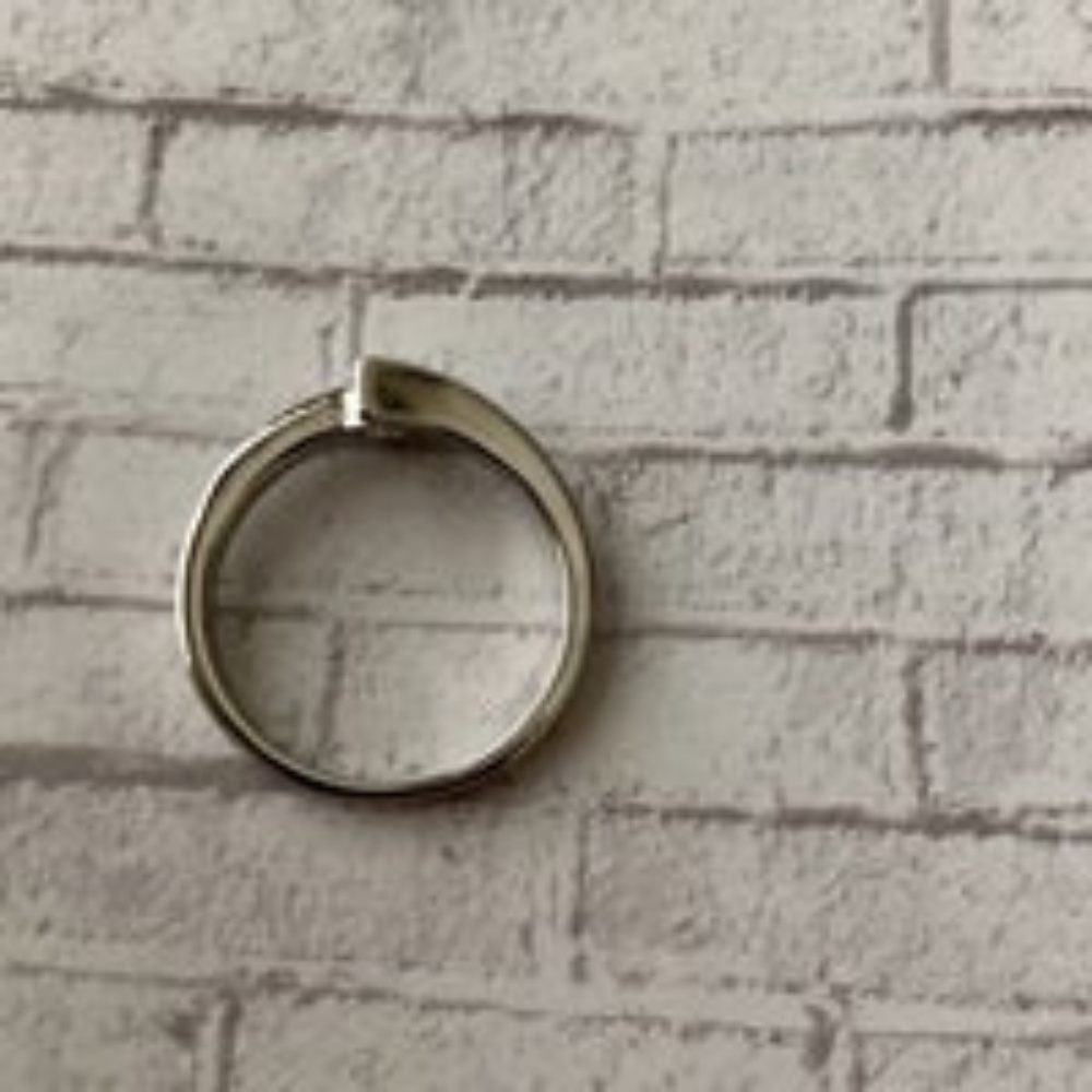 NEW 925SILVER WG OVERLAY ROUND CUT MOISSANITE RING - Picture 8 of 8